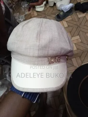 Buckle Face Cap