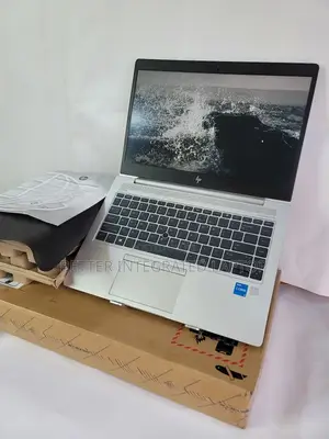 New Laptop HP EliteBook 840 G4 32GB Intel Core i5 SSD 512GB