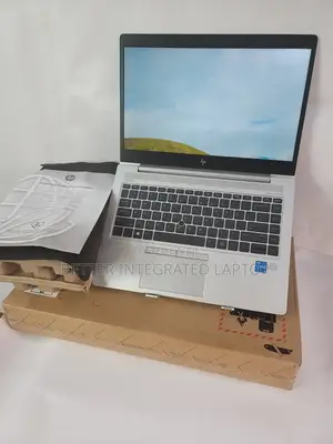 New Laptop HP EliteBook 830 G7 8GB Intel Core I5 SSD 256GB