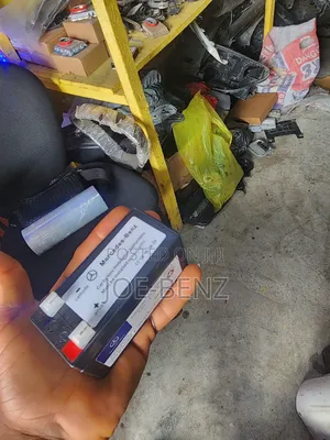 ML350 2013 Auxiliary Battery