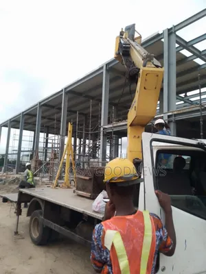 15 Meters Motorized Manlift