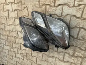 E350 2010/12 Front Headlight