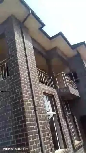 6bdrm Duplex in Akanuwa Estate, for sale