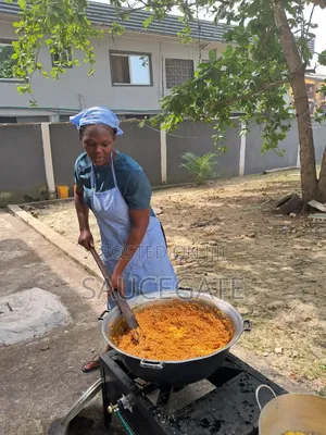 Book Your Cook Pastries Expert
