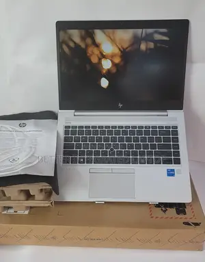New Laptop HP EliteBook 830 G7 12GB Intel Core i5 SSD 512GB