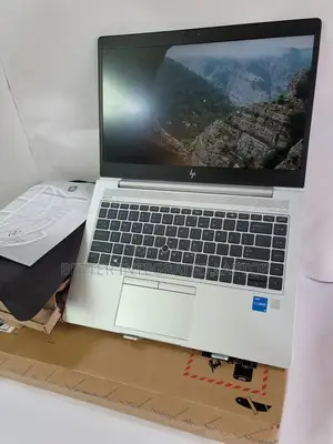 New Laptop HP EliteBook 850 G4 12GB Intel Core i5 SSD 512GB