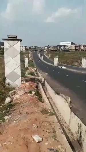 For Sale: Cofo 3 Plots on Concord Road , Owerri , Imo State