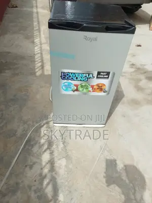 Royal Single Door Refrigerator (100liters)