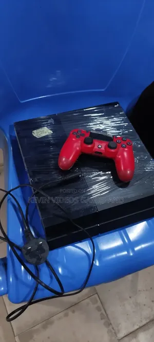Hacked Ps4 Loaded With Games and Perfect Working Condition