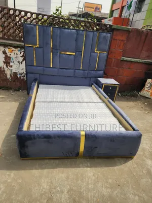 4.5by6 Upholstery Padded Bed With One Side Drawer