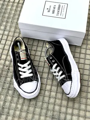 Maison Mihara Yashuhiro Low Top MMY Sneakers