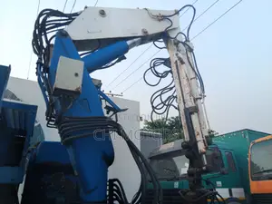 Ball-Hole Truck Mandiesel