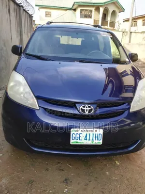 Navy Blue Sienna for Hire.