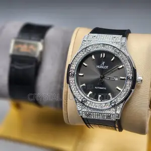 Hublot Quality Men Genuine Leather Wristwatch
