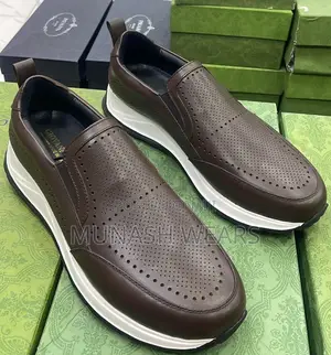 Luxury Giovani Conti Casual Shoe