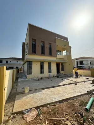 Furnished 4bdrm Duplex in Akobo for sale