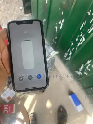 Apple iPhone 11 64 GB Black