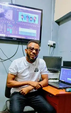 Social Media Manager/Video Editor