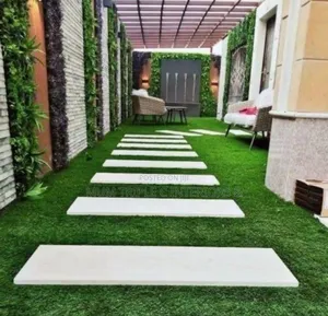 QUALITY Hard Back Artificial Grass