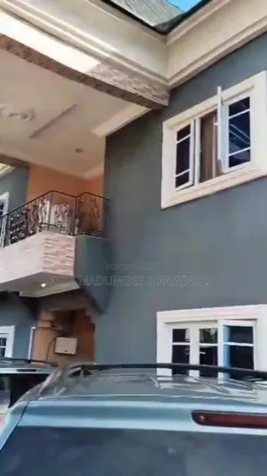 6bdrm Duplex in Sunrise Estate, for sale