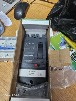 Schneider Electric 250a Dc Breaker