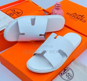 Quality White Hermes Slippers Available in Sizes