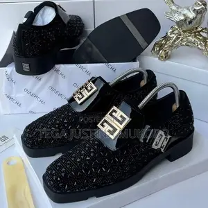 High Quality Givenchy Studded Shoe