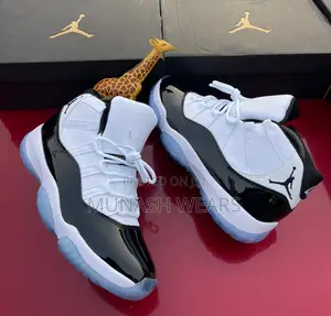 Luxury Jordan Sneakers 40-46 Retro