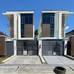 5bdrm Duplex in Secured Area, Lekki Phase 1 for sale