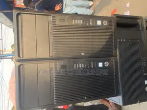 Desktop Computer HP Z240 8GB Intel Core I5 HDD 500GB