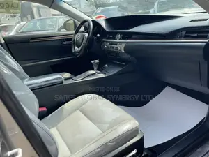 Lexus ES 350 FWD 2015 Gray