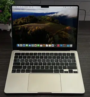 Laptop Apple MacBook Air 2022 M2 8GB Apple M2 SSD 256GB