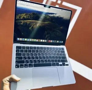 Laptop Apple MacBook Air 2022 M2 8GB Apple M2 SSD 256GB