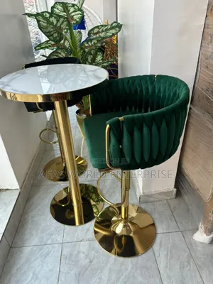 Strong Bar Chair and Bar Table