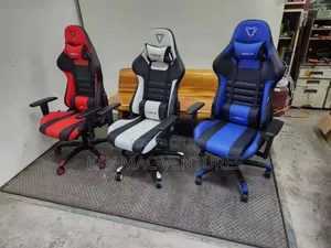 An Executive Game Chair With Leg Rest