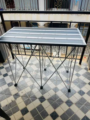 Dj Table Stage Stand With Top Mat