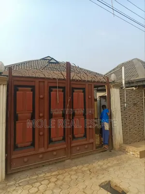 Beautiful 3 Bedroom With Shop Egan Igando Lagos