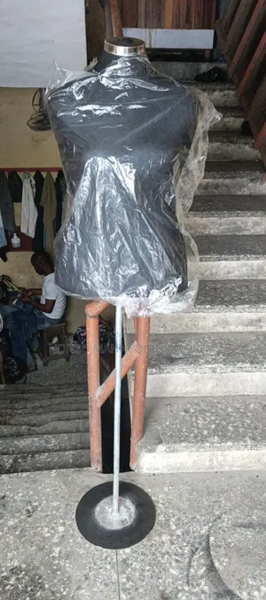 Female Size 10 Body Form With Metal Base