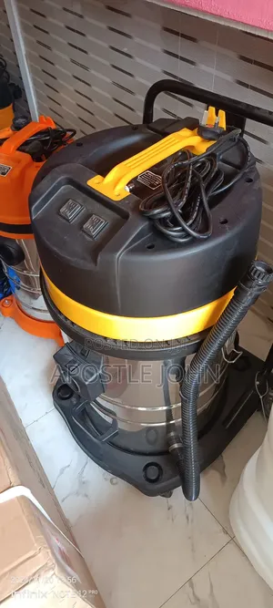 Wet and Dry Vacuum Cleaner