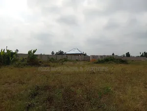 For Sale : 41⁄2 Fenced Plots Near Ikwere Rd Near Happybite