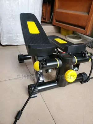 Stepper With Ropes