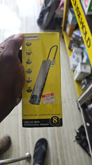 USB C to HDTV Multifunction Adapter With 8 Ports