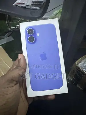 New Apple iPhone 16 128 GB Blue