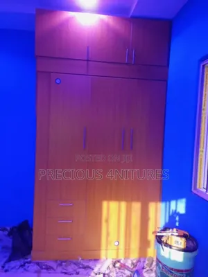 Inbuilt Wardrobe Cabinet