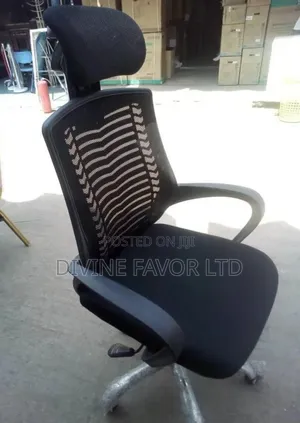 Durable Office Chair Swivel With Headrest.