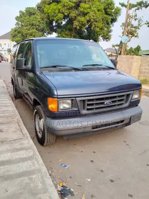 Ford E250 2006 Blue