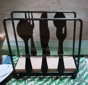 Black Serviette Holder With Bamboo