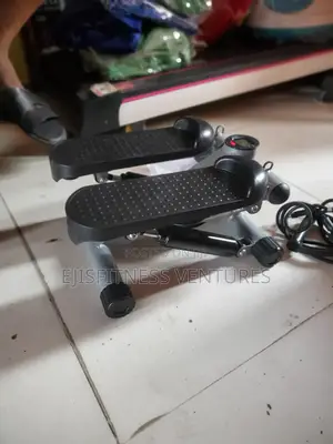 Mini Stepper With Ropes and Digital Meter
