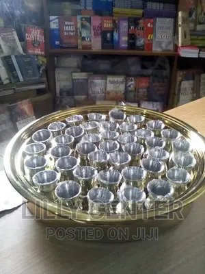 Broadman Communion Tray With Cover and Steel Cups