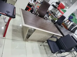 Executive Foreign Office Desk With Extention Drawer